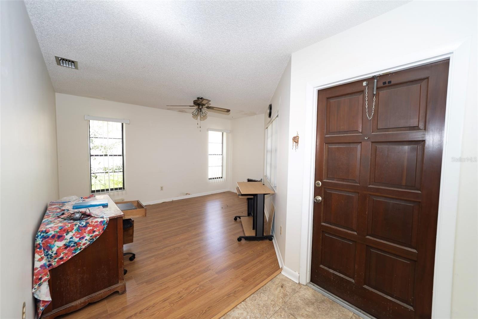 18412 SWAN LAKE DR, LUTZ, FL, 33549