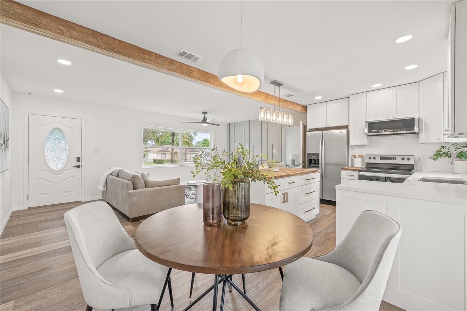 8719 N TEMPLE AVE, TAMPA, FL, 33617