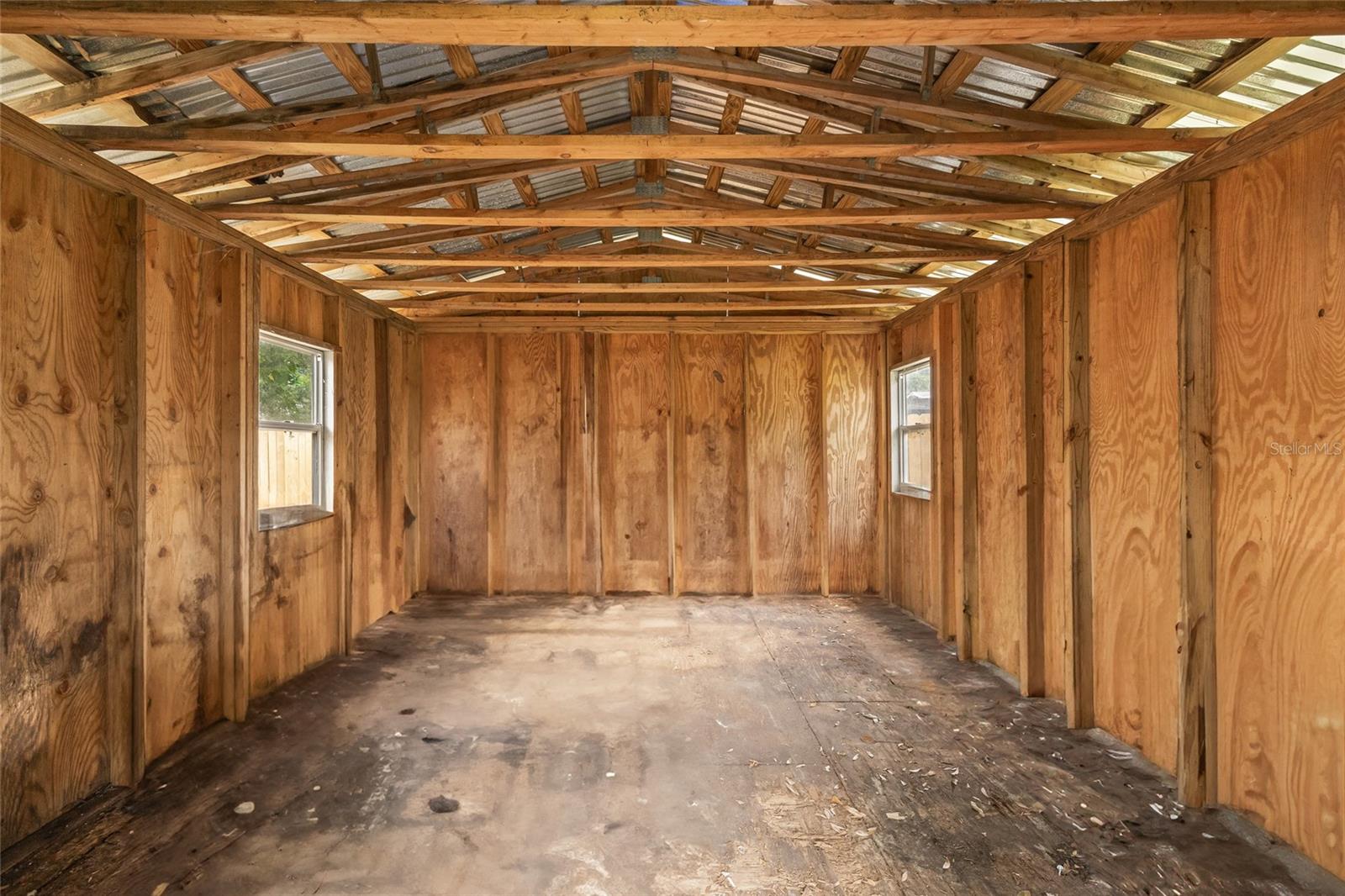 8719 N TEMPLE AVE, TAMPA, FL, 33617