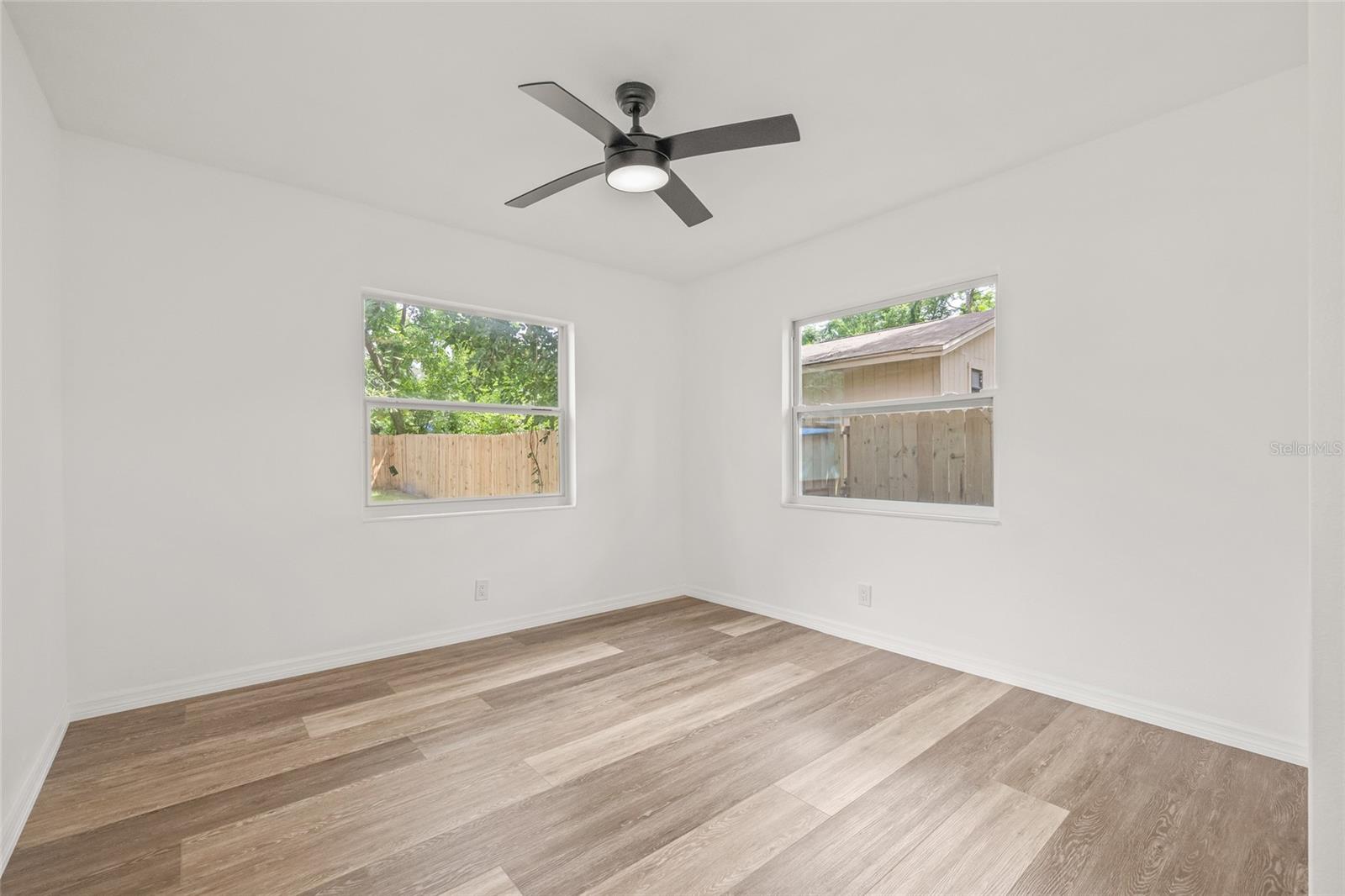 8719 N TEMPLE AVE, TAMPA, FL, 33617