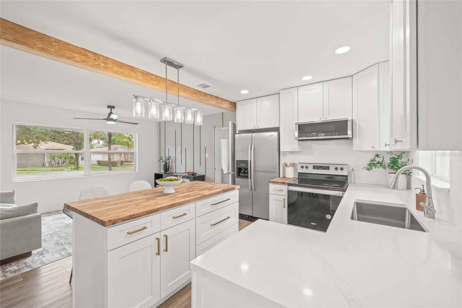 8719 N TEMPLE AVE, TAMPA, FL, 33617