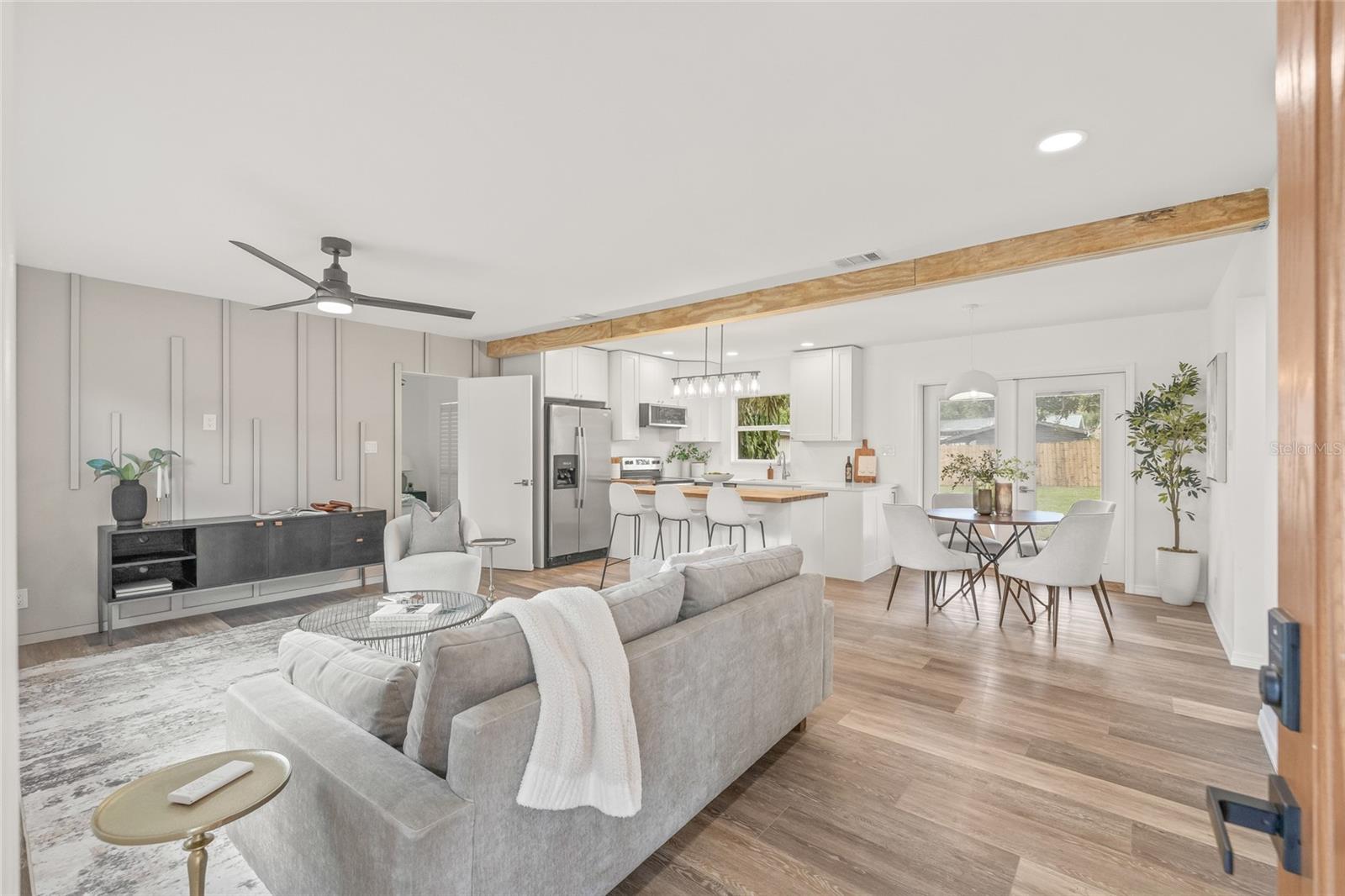 8719 N TEMPLE AVE, TAMPA, FL, 33617