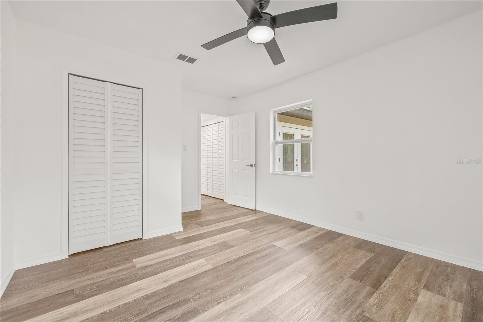 8719 N TEMPLE AVE, TAMPA, FL, 33617