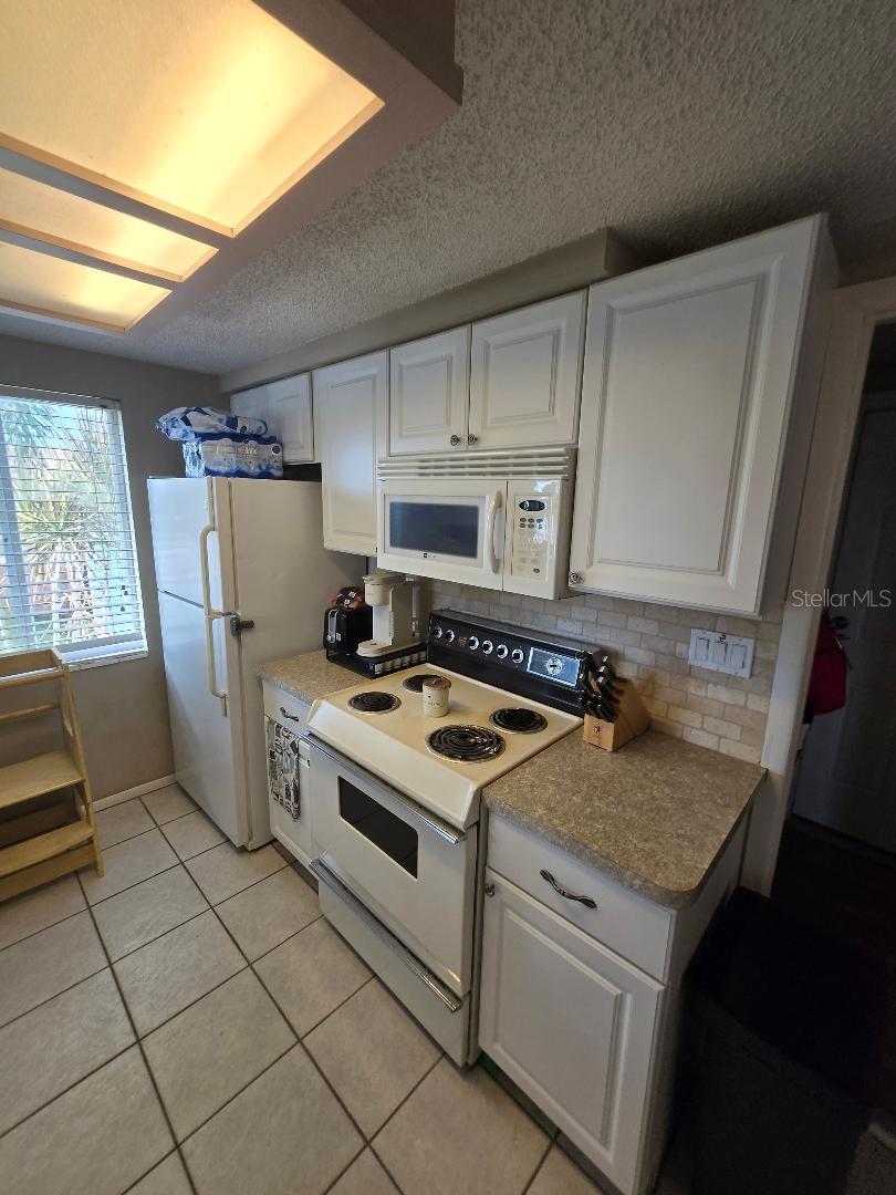 2228 SOCIETY DR, HOLIDAY, FL, 34691