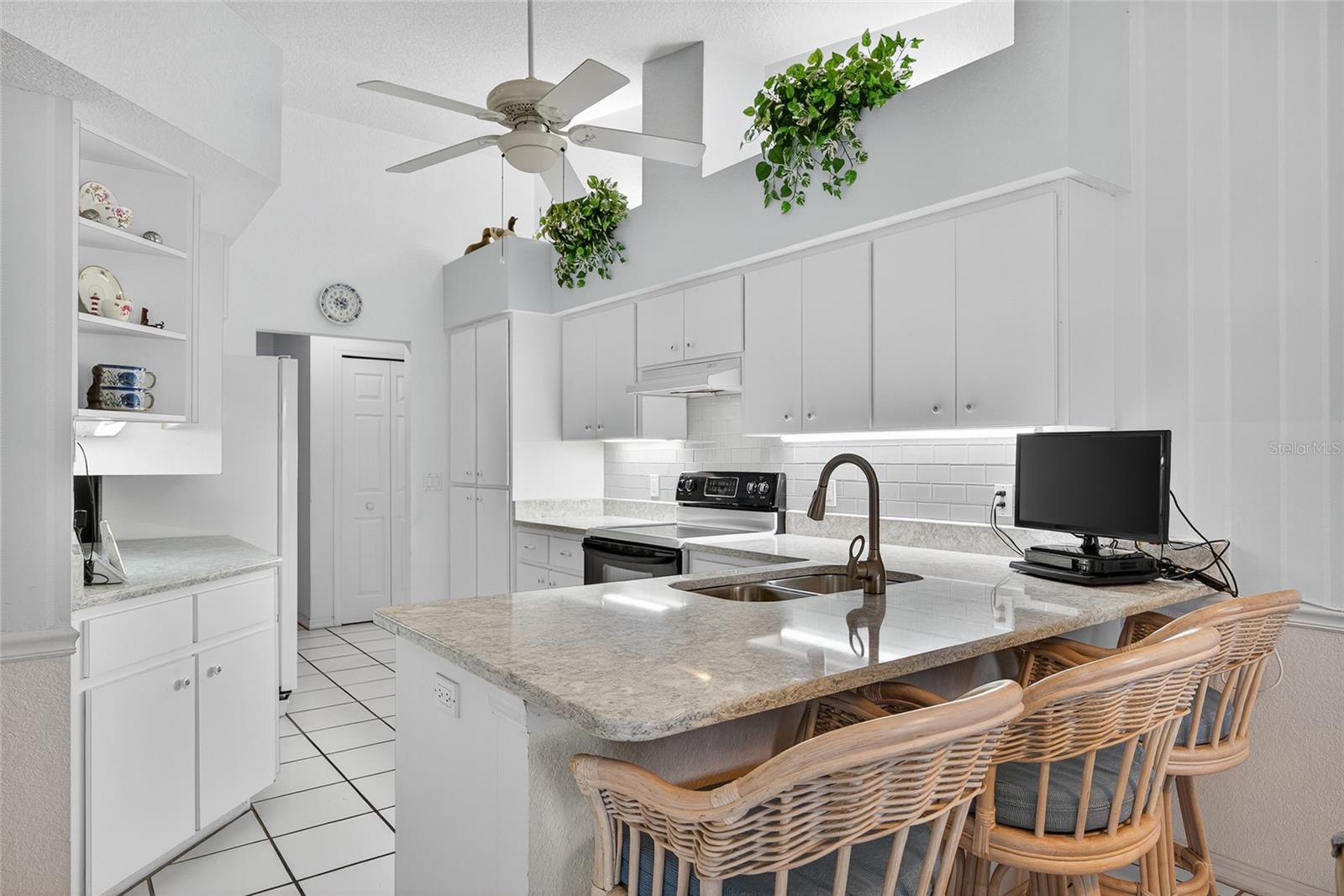 286 MARINER LN, ROTONDA WEST, FL, 33947