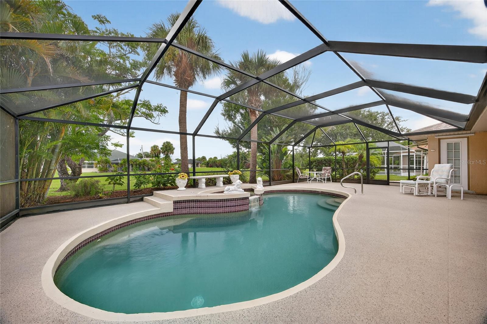 286 MARINER LN, ROTONDA WEST, FL, 33947