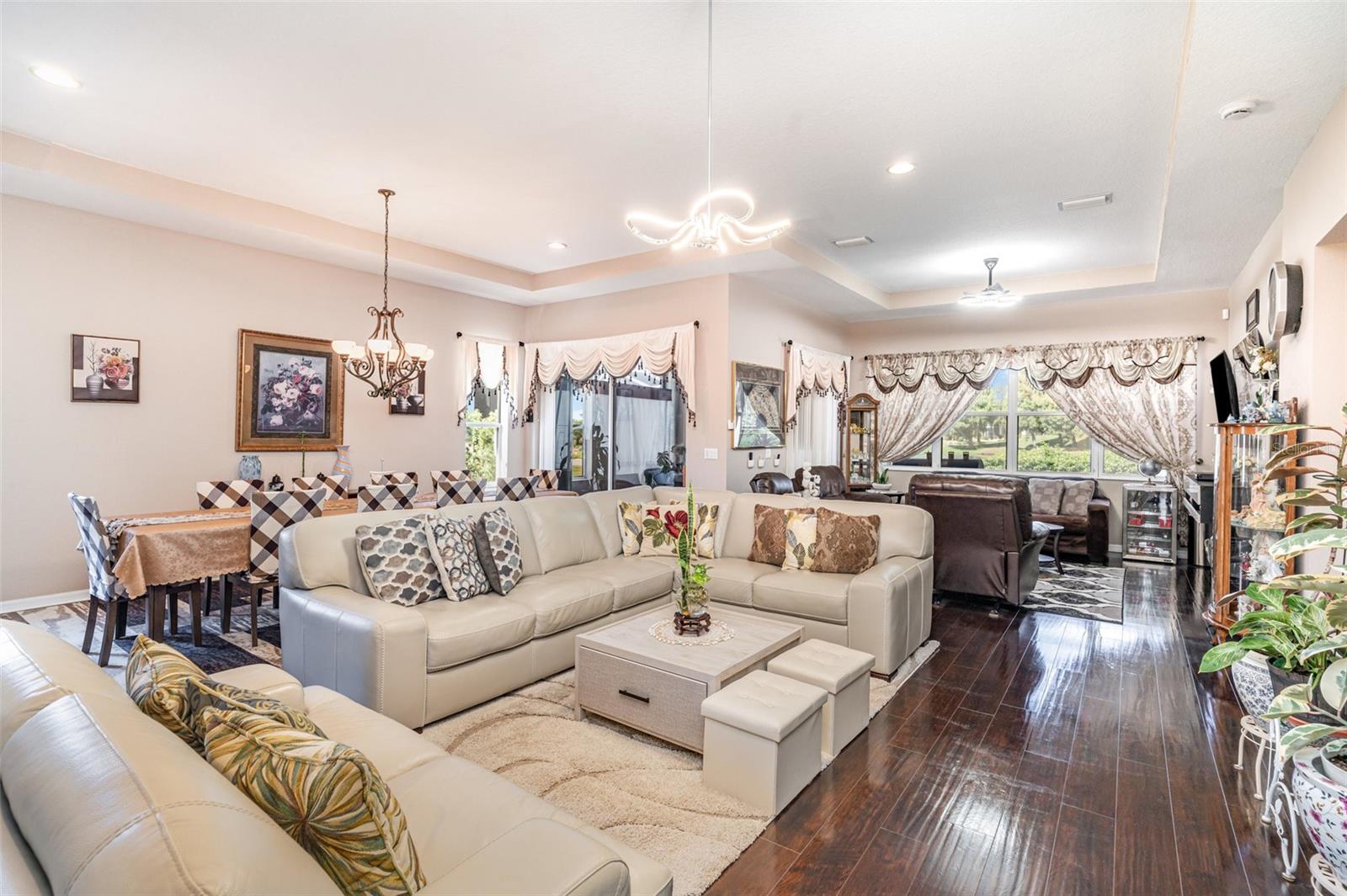 909 REGAL MANOR WAY, SUN CITY CENTER, FL, 33573