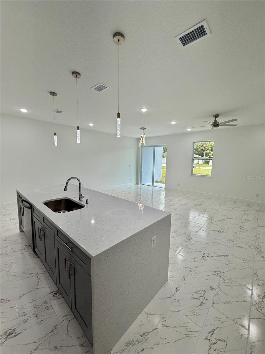 1098 JUNE ST, KISSIMMEE, FL, 34741