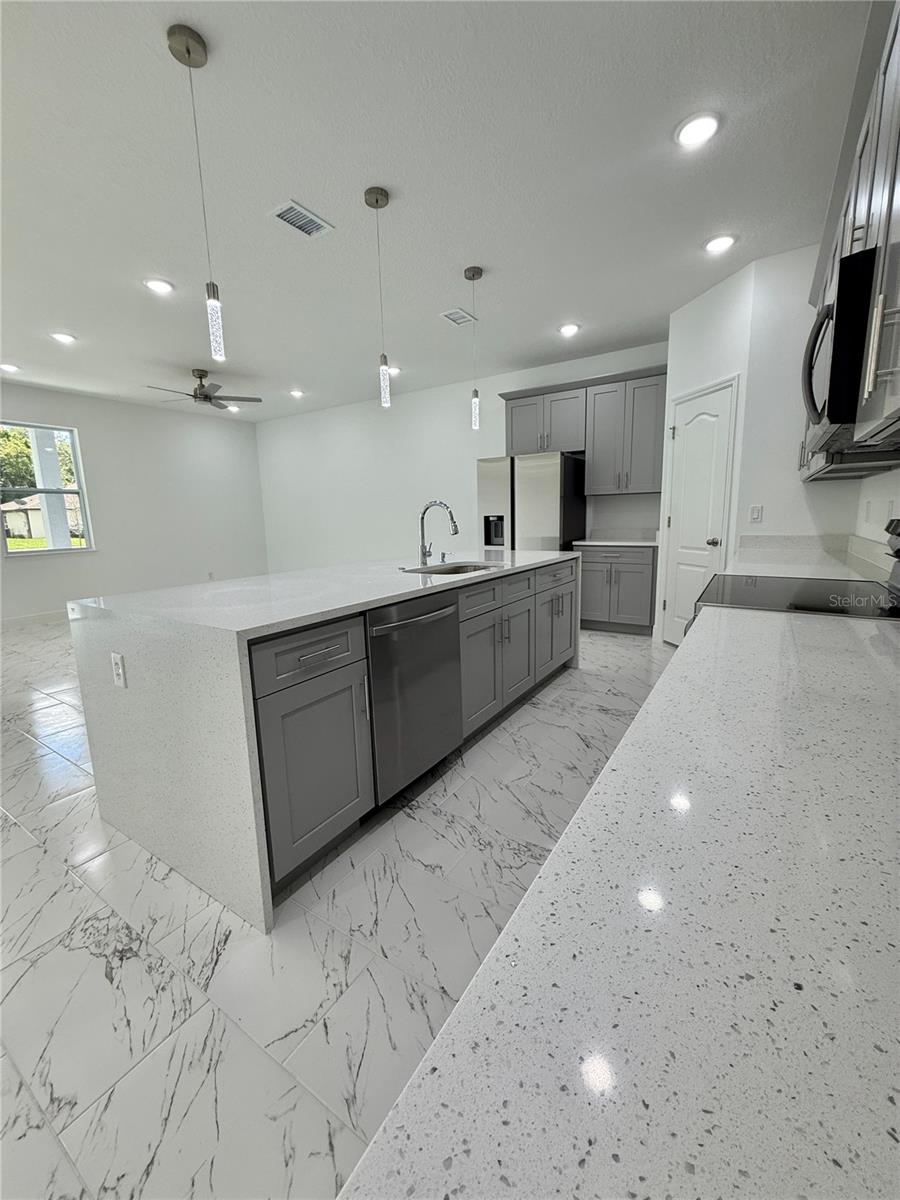 1098 JUNE ST, KISSIMMEE, FL, 34741