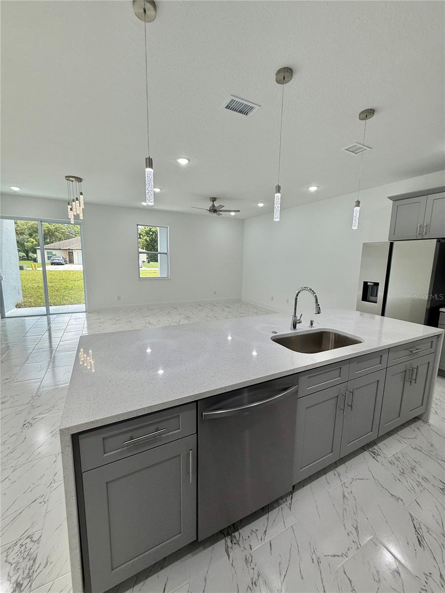 1102 JUNE ST, KISSIMMEE, FL, 34741