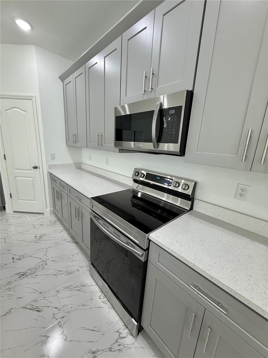 1102 JUNE ST, KISSIMMEE, FL, 34741