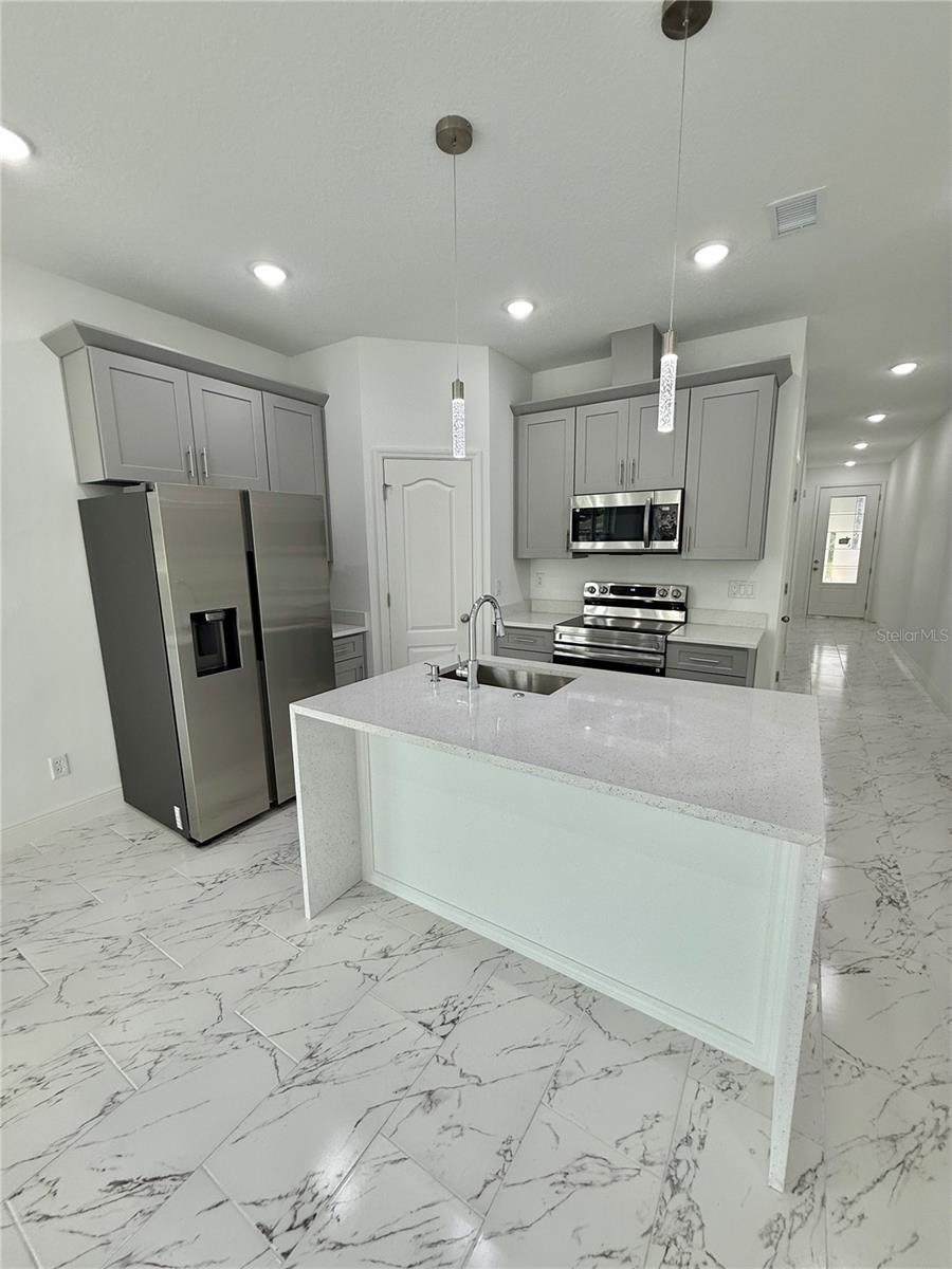 1106 JUNE ST, KISSIMMEE, FL, 34741