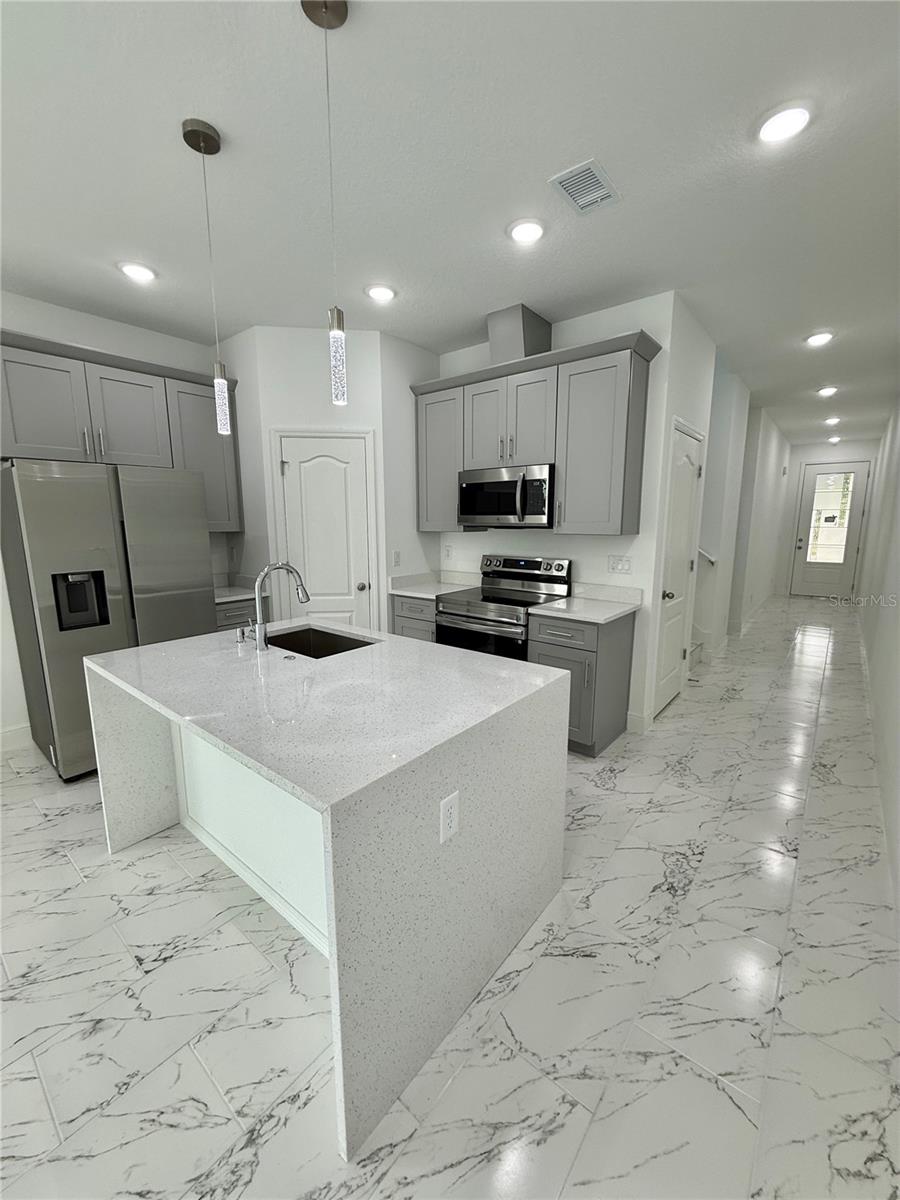 1106 JUNE ST, KISSIMMEE, FL, 34741