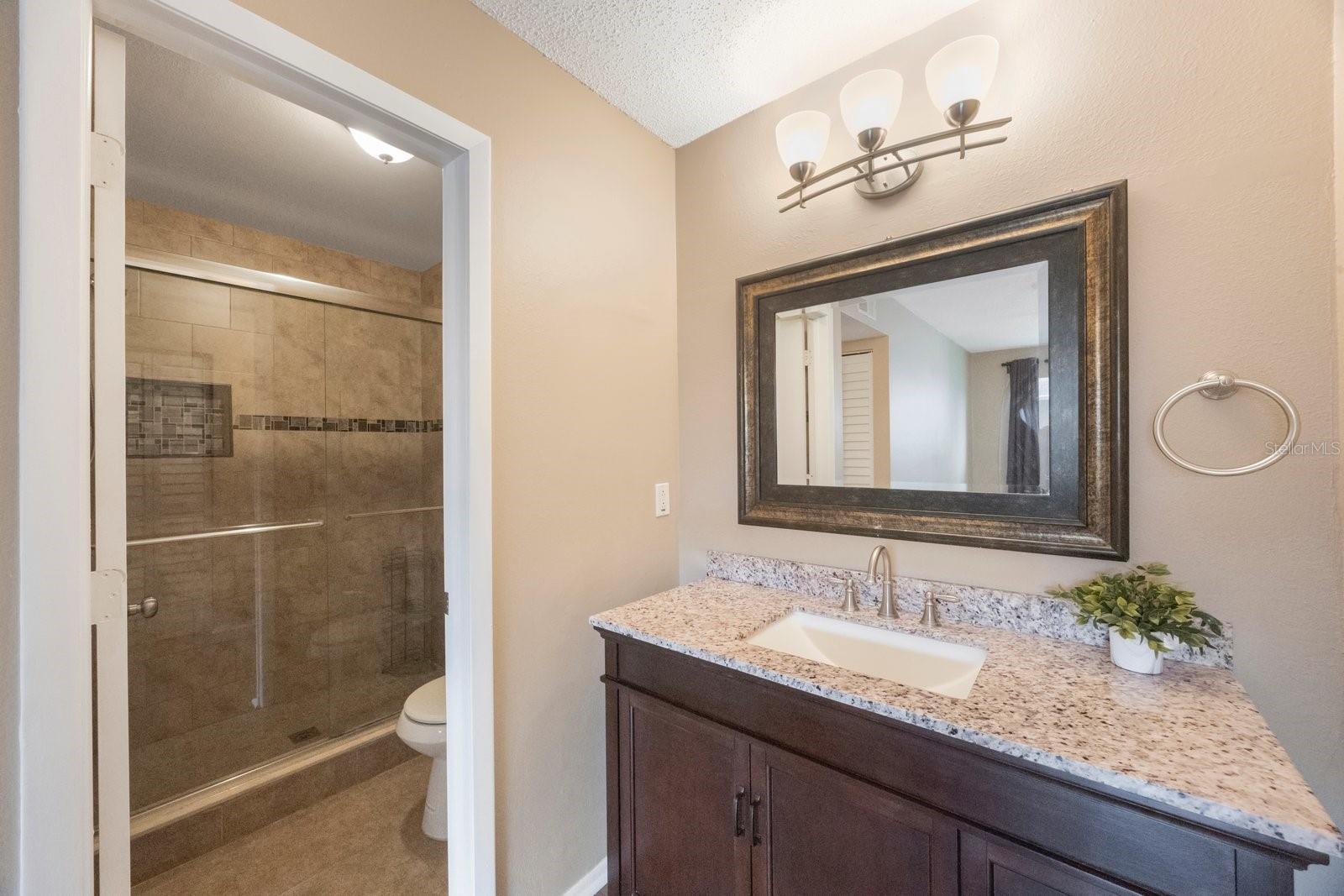 6012 LAKETREE LN #F, TEMPLE TERRACE, FL, 33617