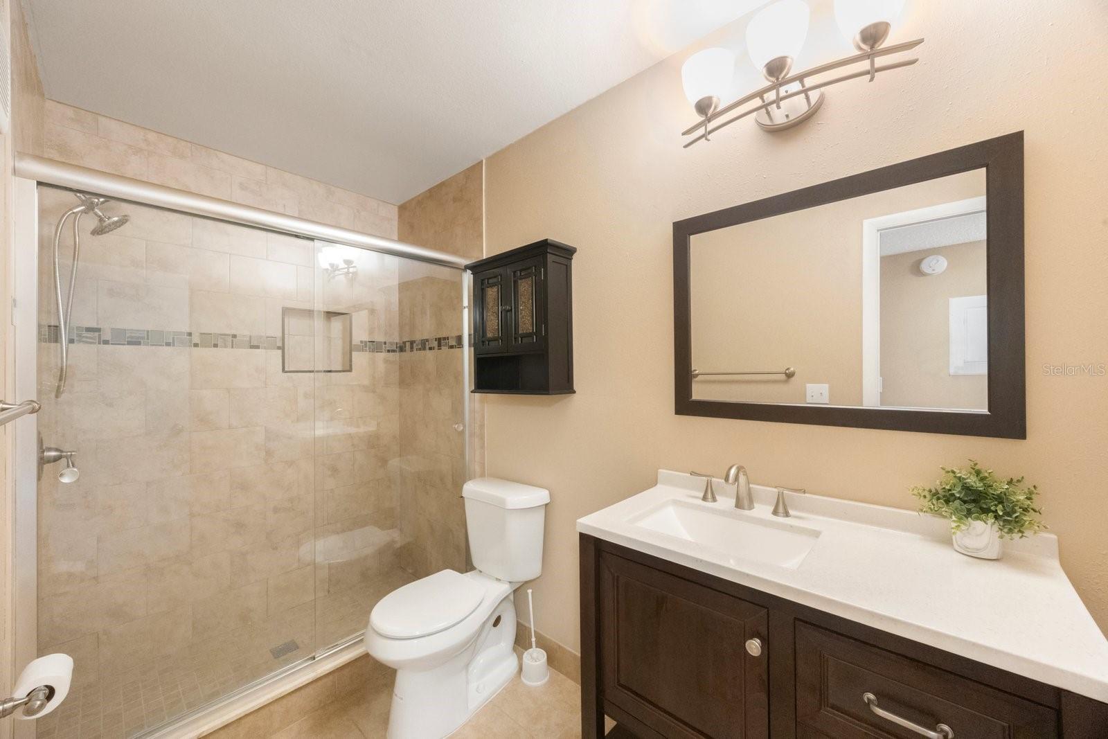 6012 LAKETREE LN #F, TEMPLE TERRACE, FL, 33617