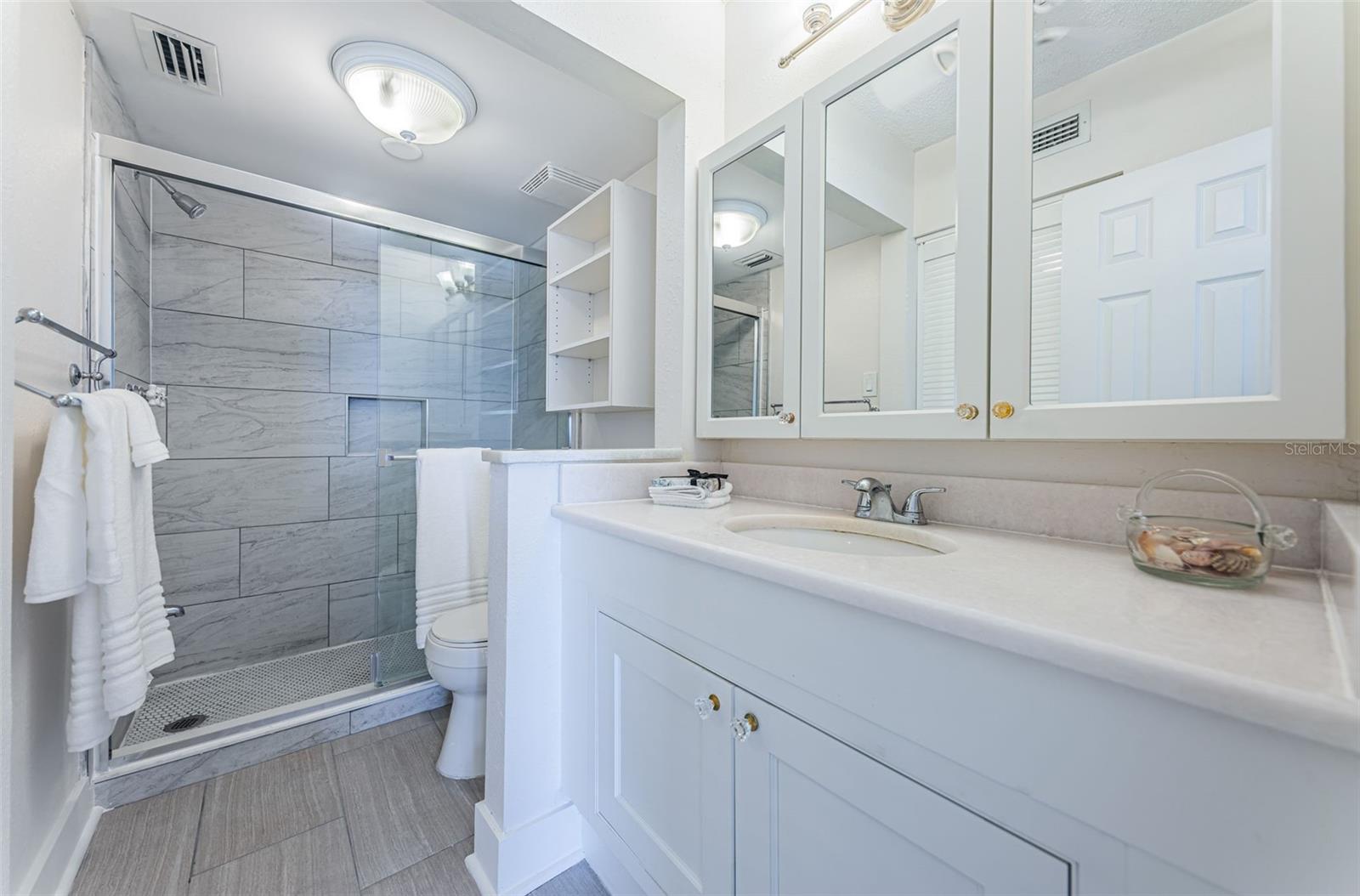 6145 SUN BLVD #107, ST PETERSBURG, FL, 33715