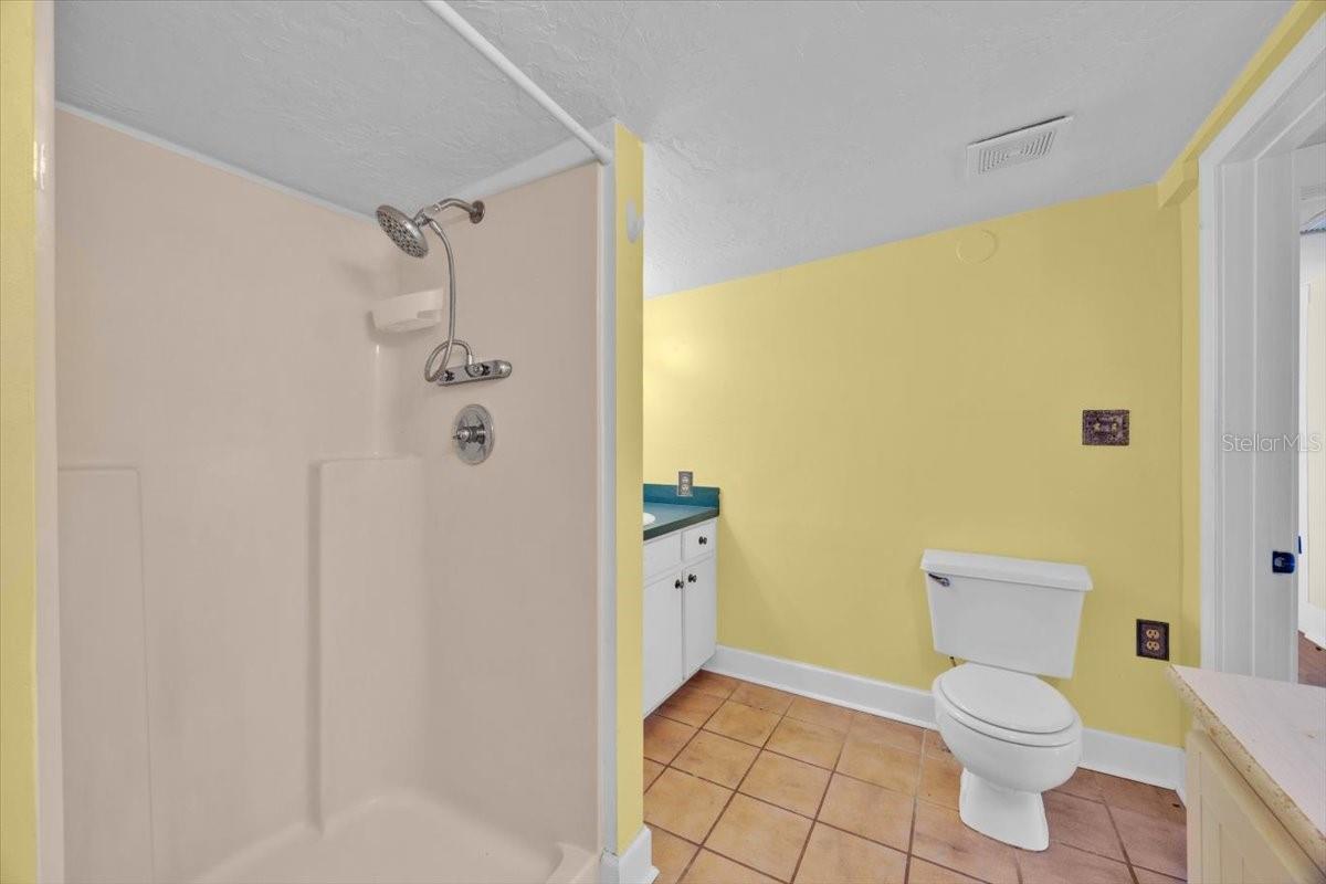 2652 N WOODLAND BLVD, DELAND, FL, 32720