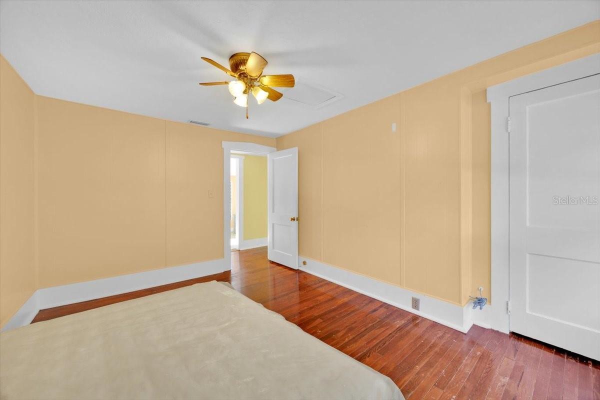 2652 N WOODLAND BLVD, DELAND, FL, 32720