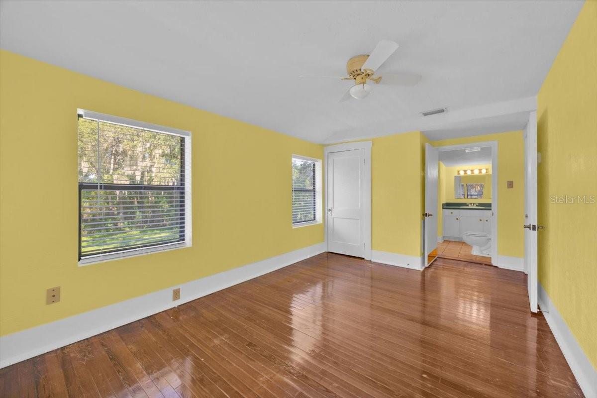 2652 N WOODLAND BLVD, DELAND, FL, 32720