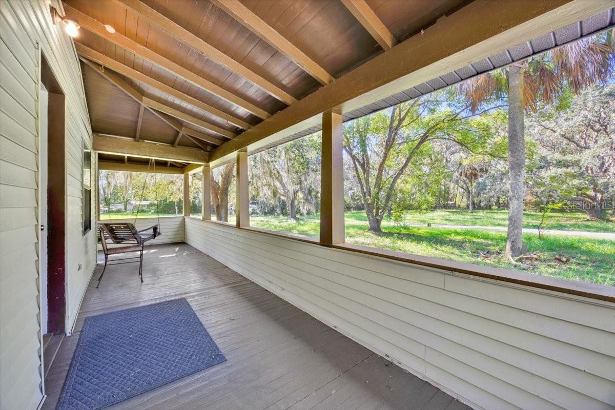 2652 N WOODLAND BLVD, DELAND, FL, 32720