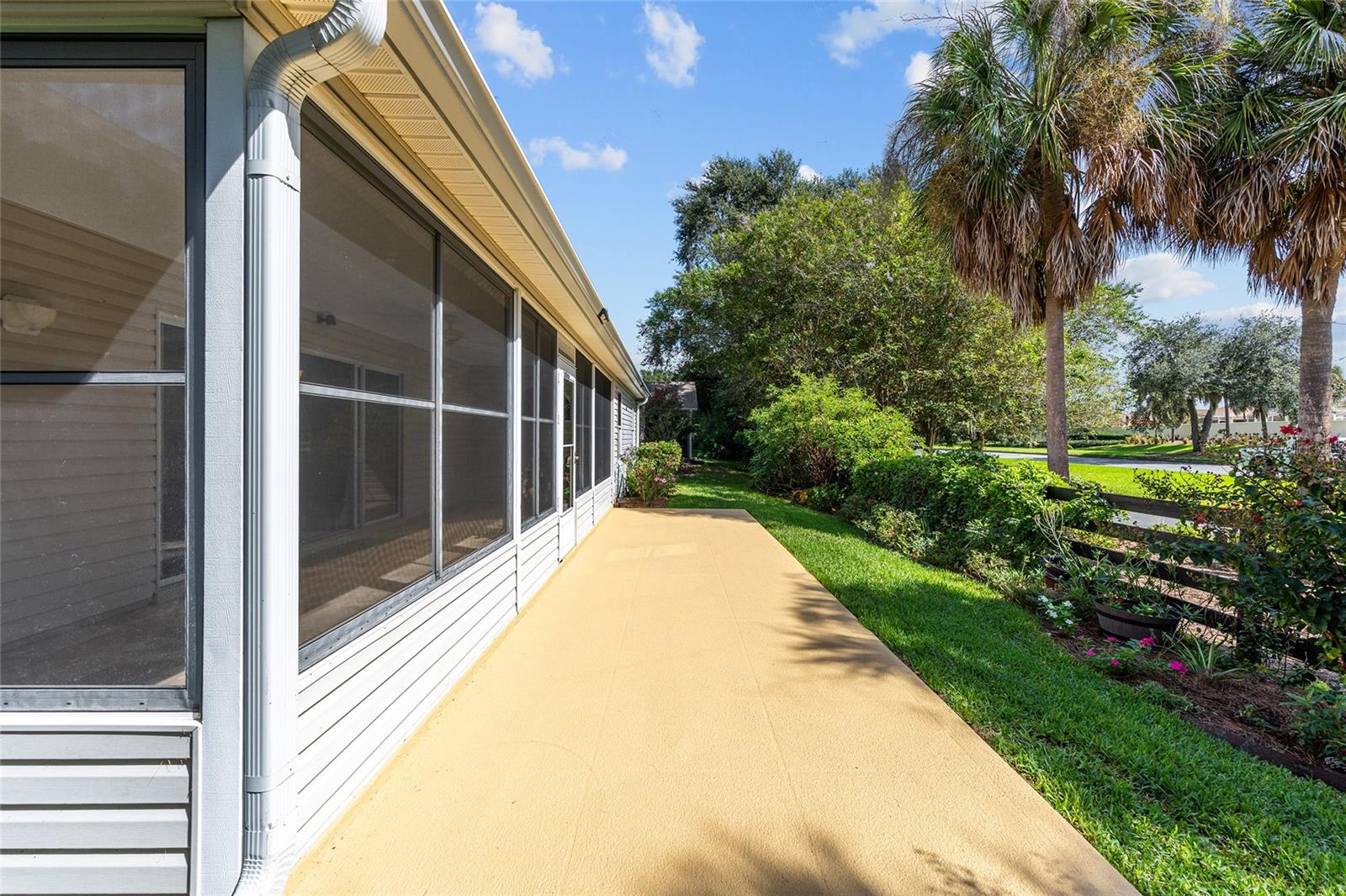 1185 OAK FOREST DR, THE VILLAGES, FL, 32162