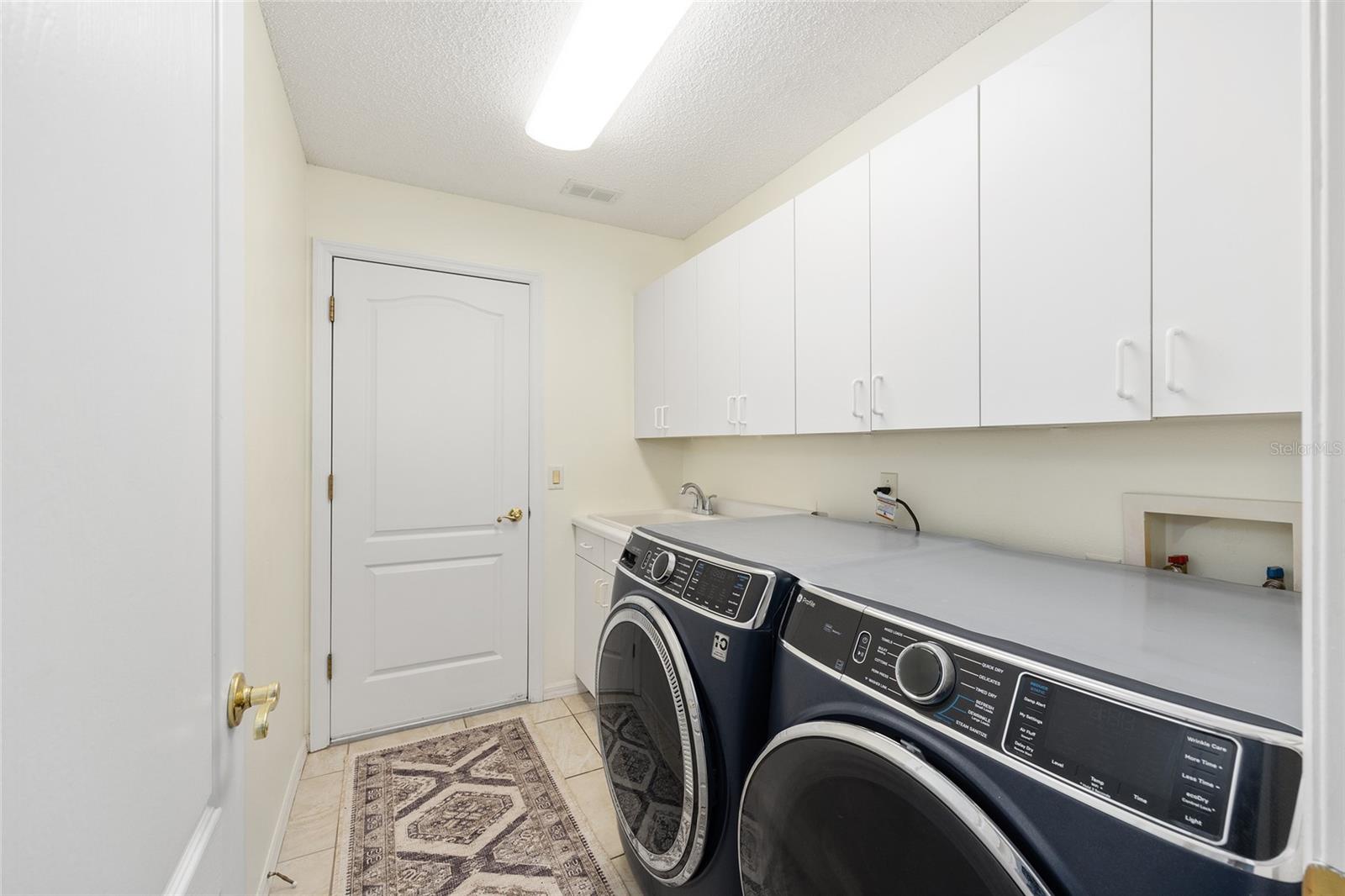 1185 OAK FOREST DR, THE VILLAGES, FL, 32162