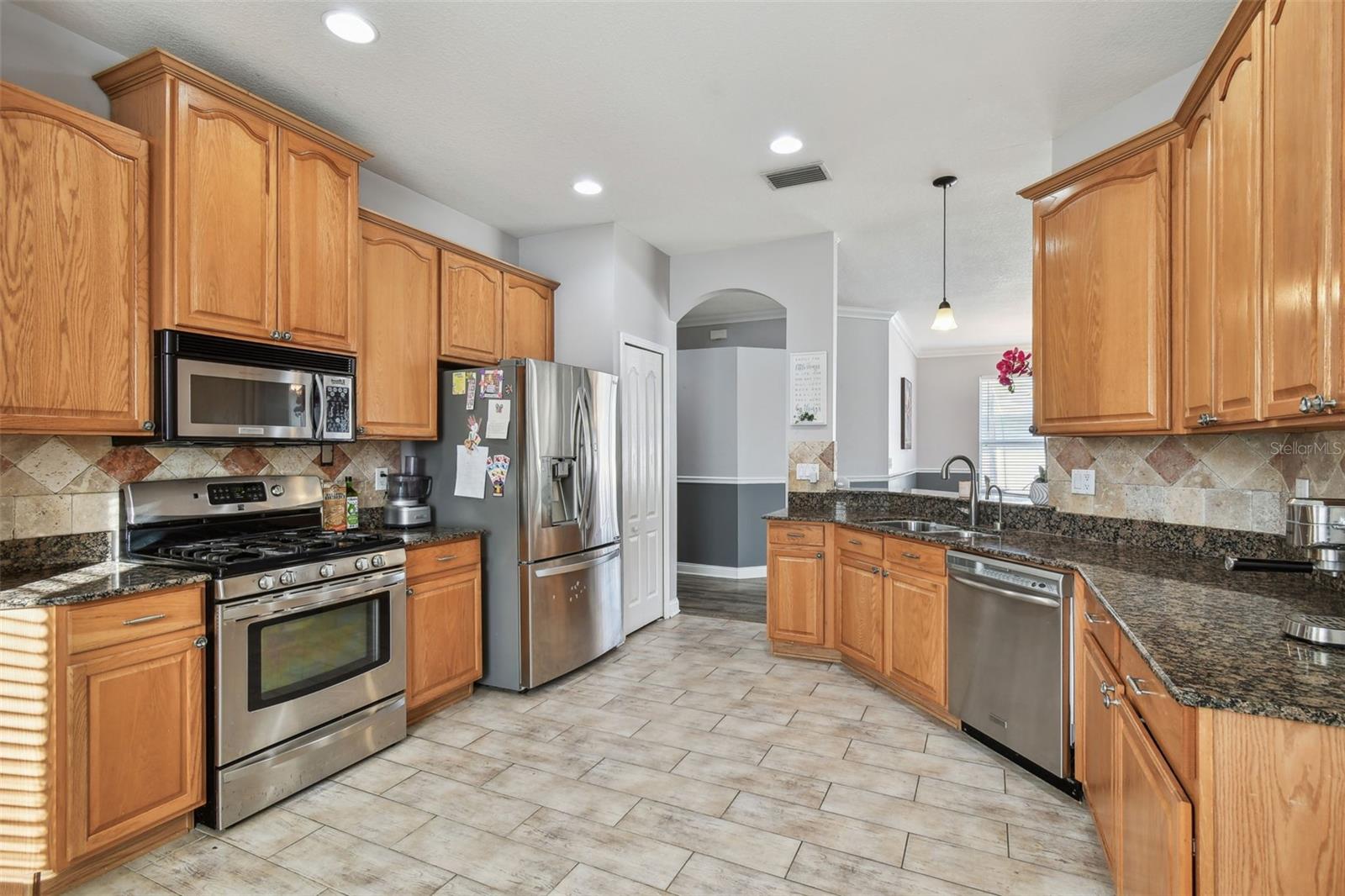 18034 LAKE REFLECTIONS BLVD, LUTZ, FL, 33558