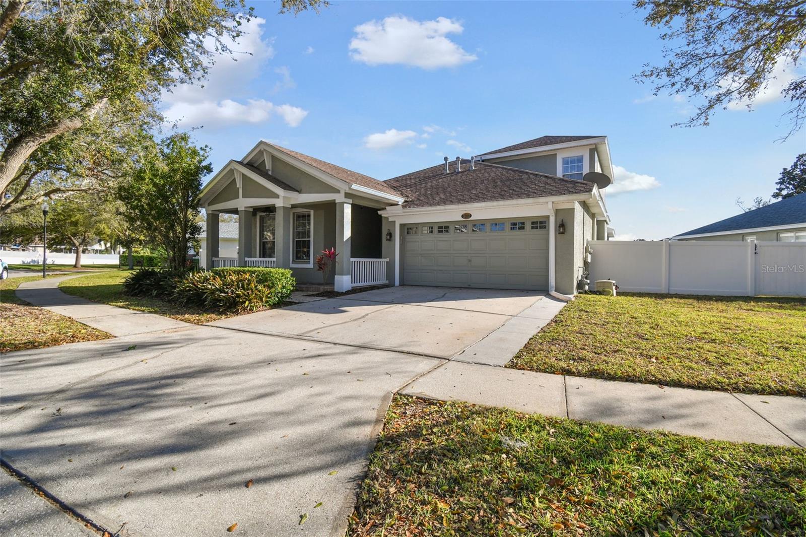 18034 LAKE REFLECTIONS BLVD, LUTZ, FL, 33558