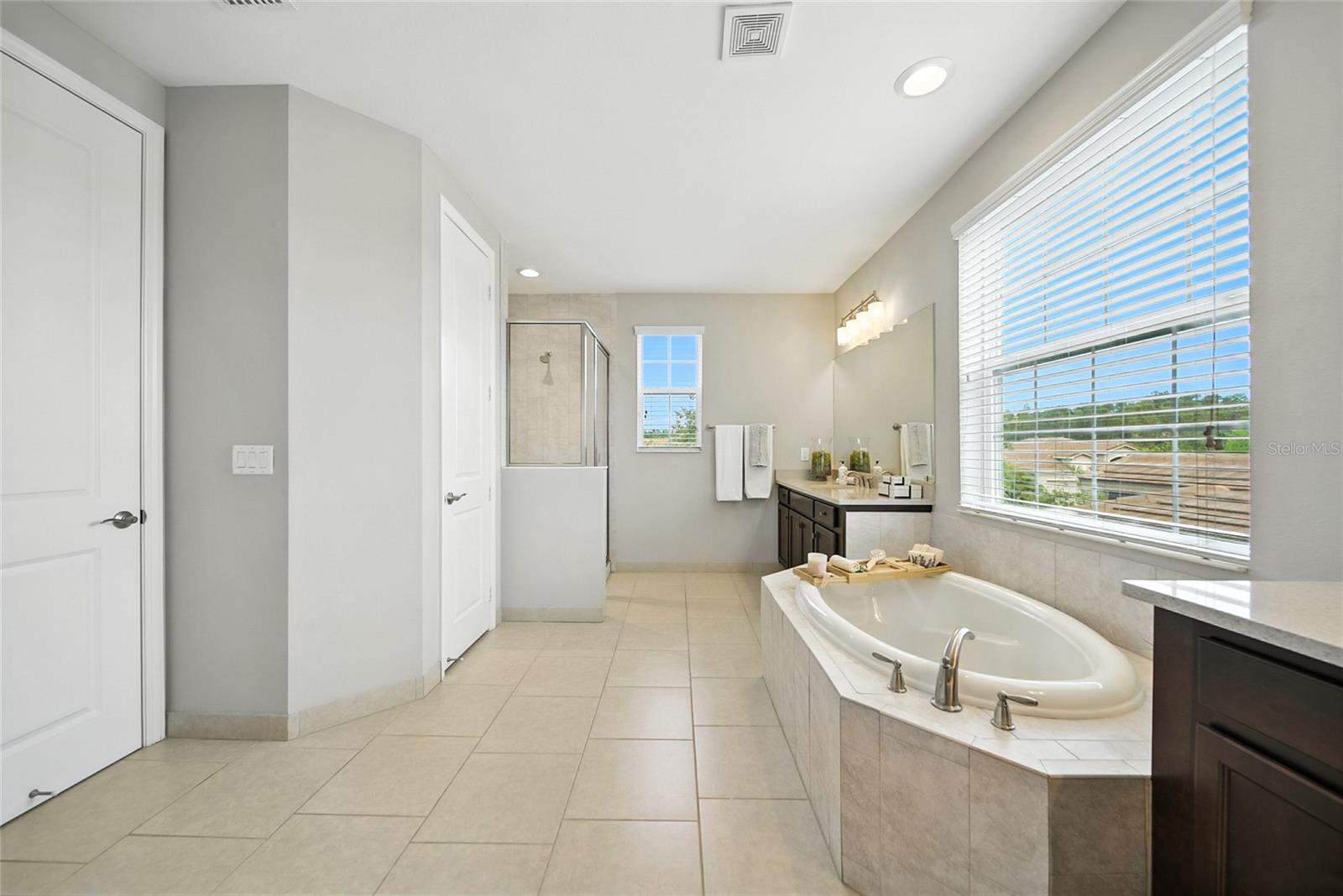 2495 OAKWOOD PRESERVE DR, WESLEY CHAPEL, FL, 33543