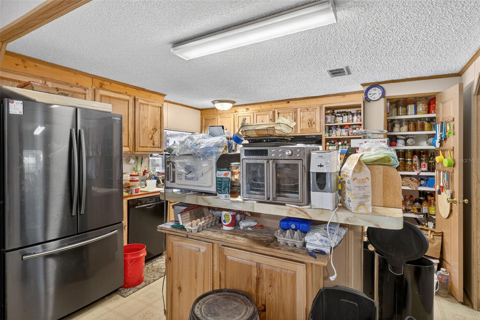 6163 CEDRIC ST, DADE CITY, FL, 33523