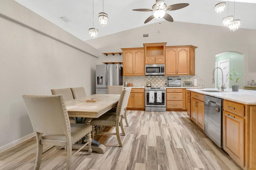 13804 VALLEYBROOKE LN, ORLANDO, FL, 32826