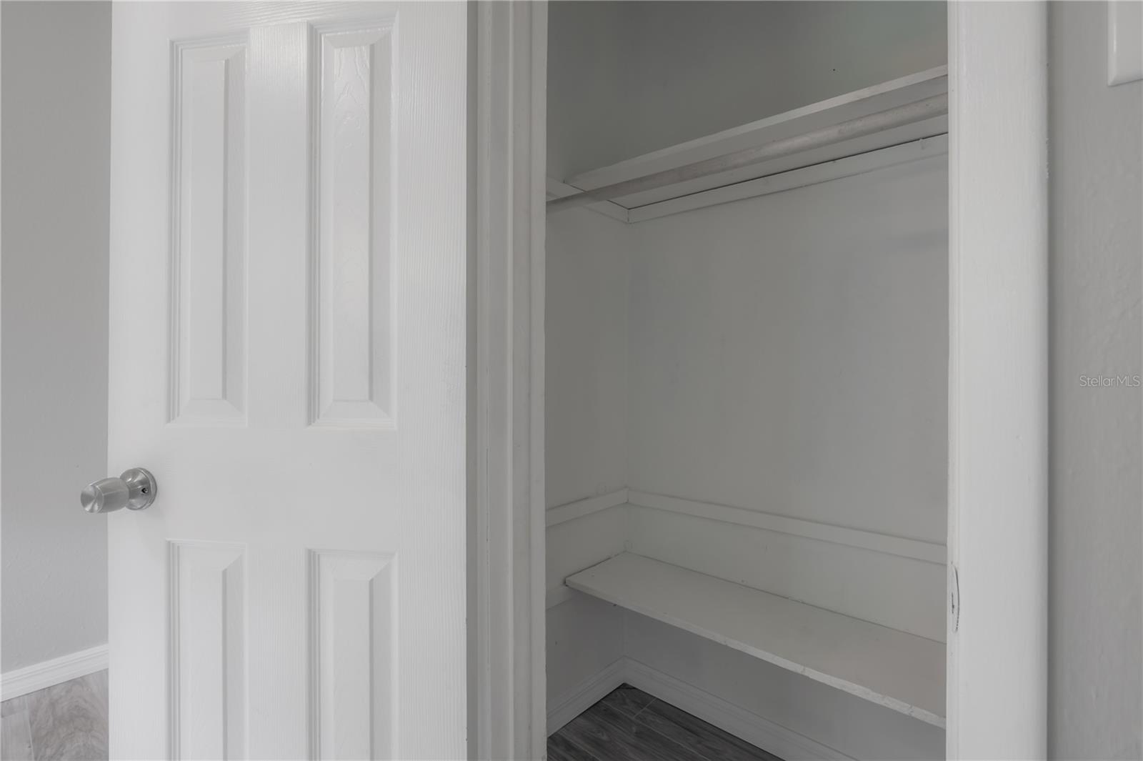 10411 N WOODMERE RD, TAMPA, FL, 33617