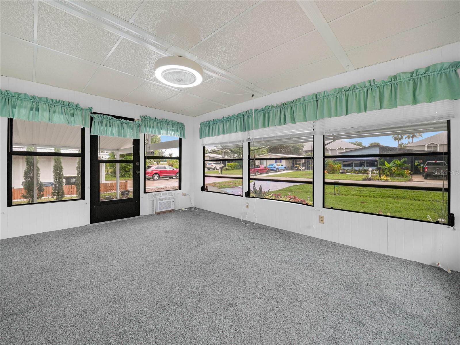 145 KENSINGTON PARK DR, DAVENPORT, FL, 33897