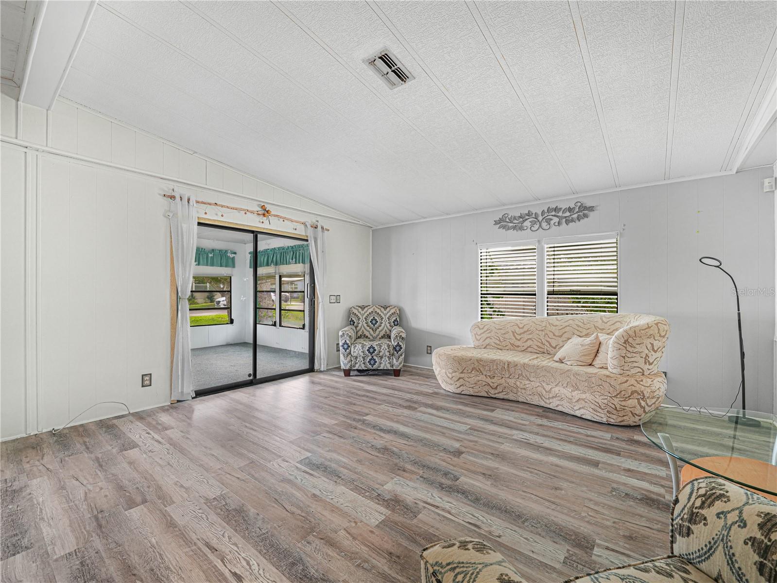 145 KENSINGTON PARK DR, DAVENPORT, FL, 33897