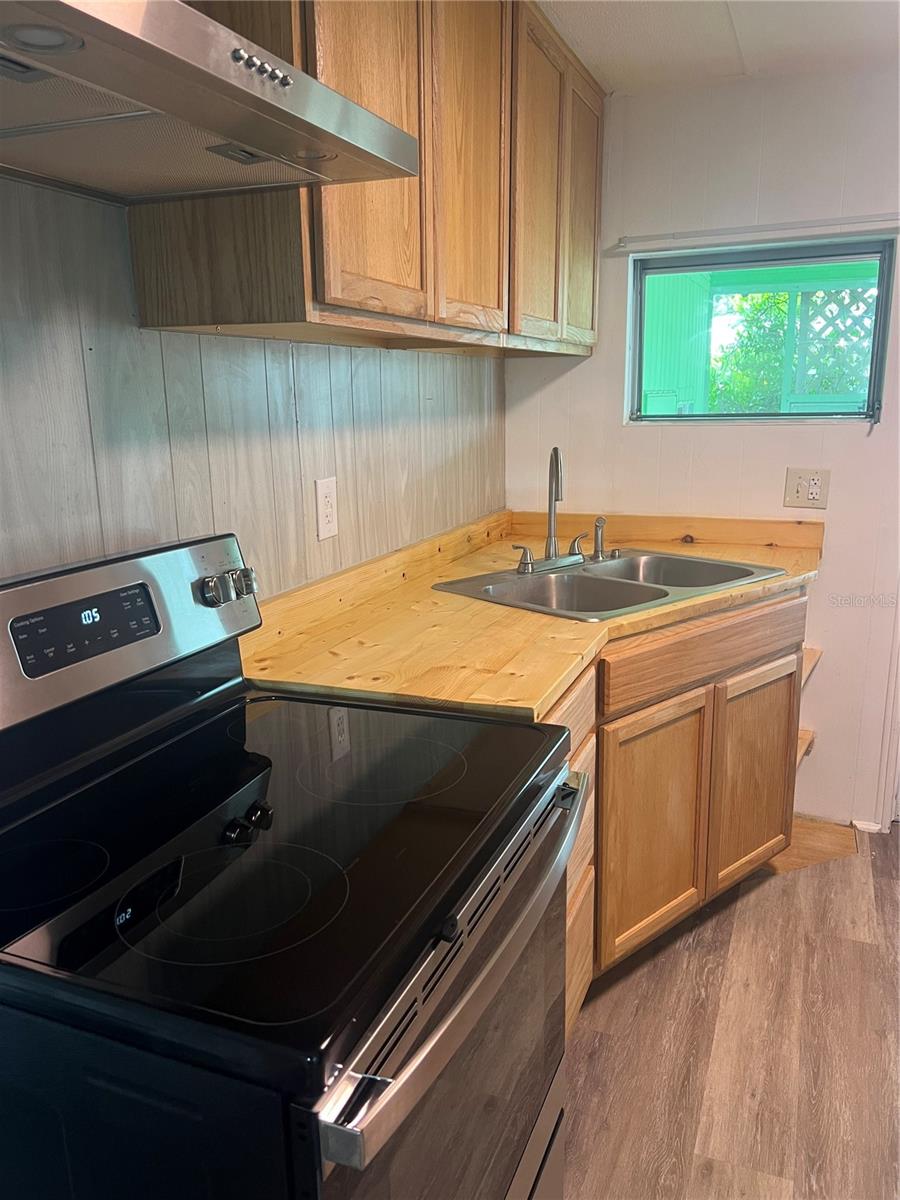 12136 FAIRWAY AVE, BROOKSVILLE, FL, 34613