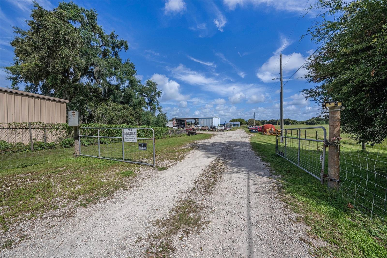 39311 CLINTON AVE, DADE CITY, FL, 33525