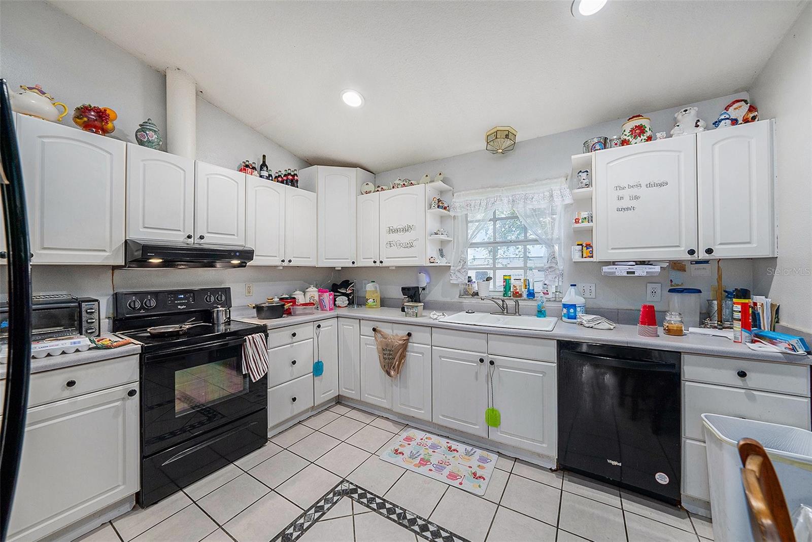 39311 CLINTON AVE, DADE CITY, FL, 33525