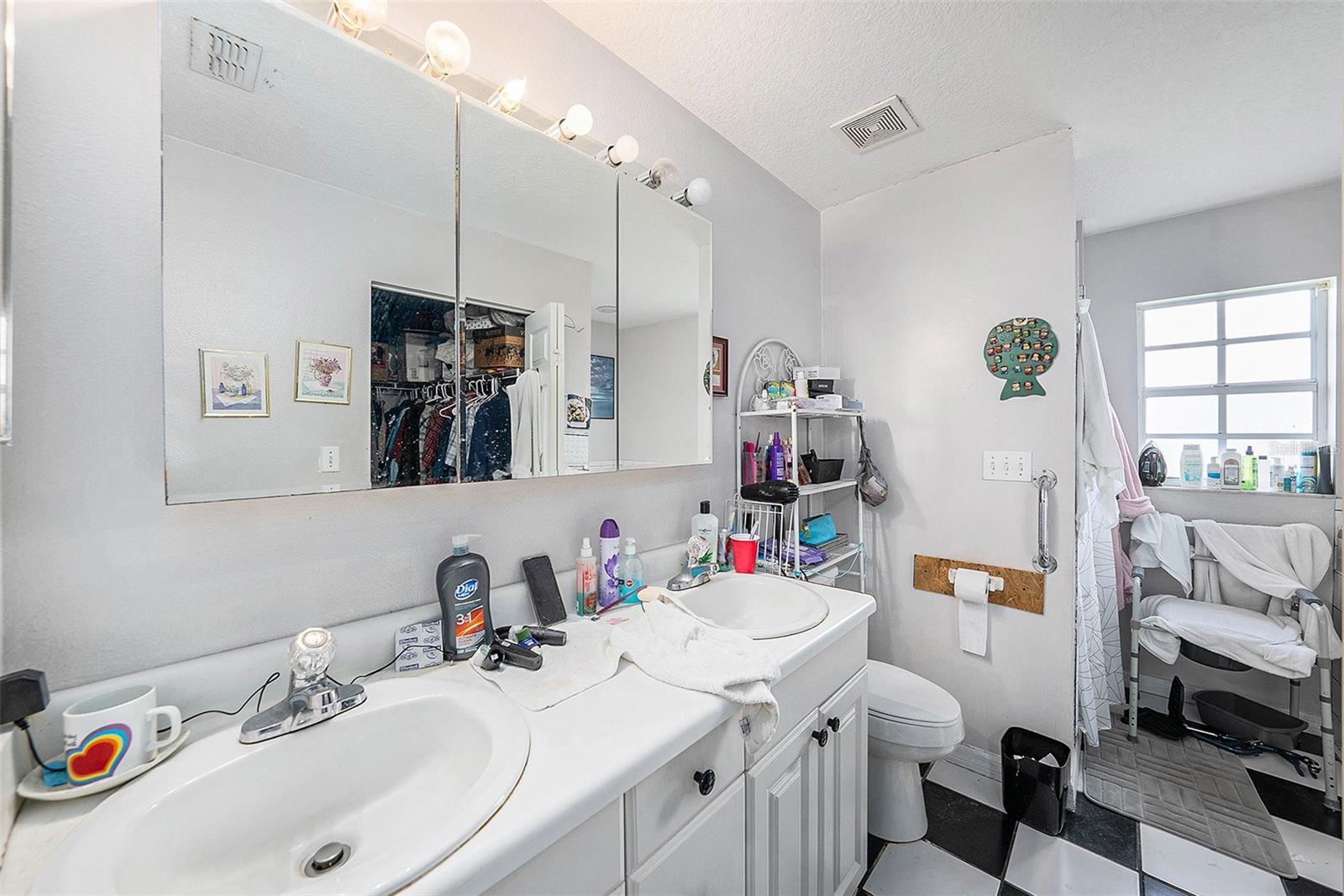 39311 CLINTON AVE, DADE CITY, FL, 33525