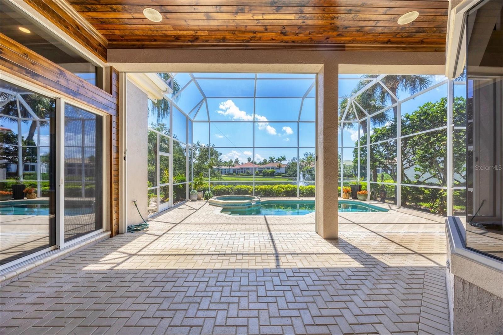 3617 FAIR OAKS PL, LONGBOAT KEY, FL, 34228