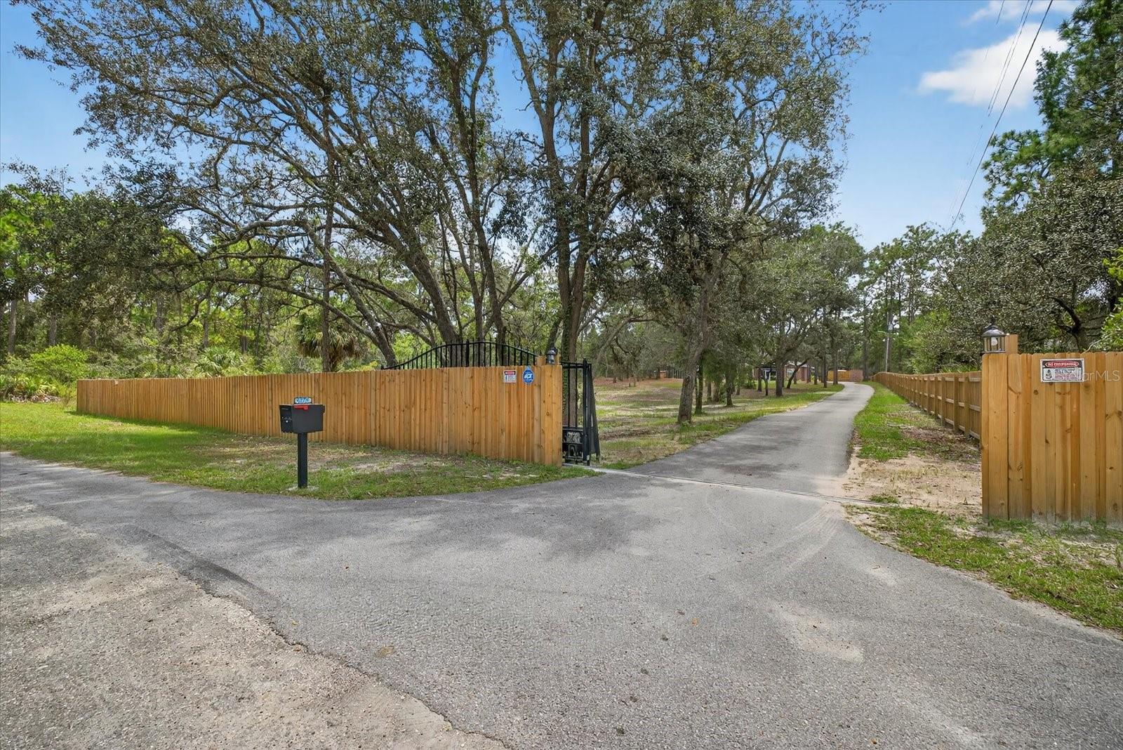 9078 BIRMINGHAM AVE, WEEKI WACHEE, FL, 34613