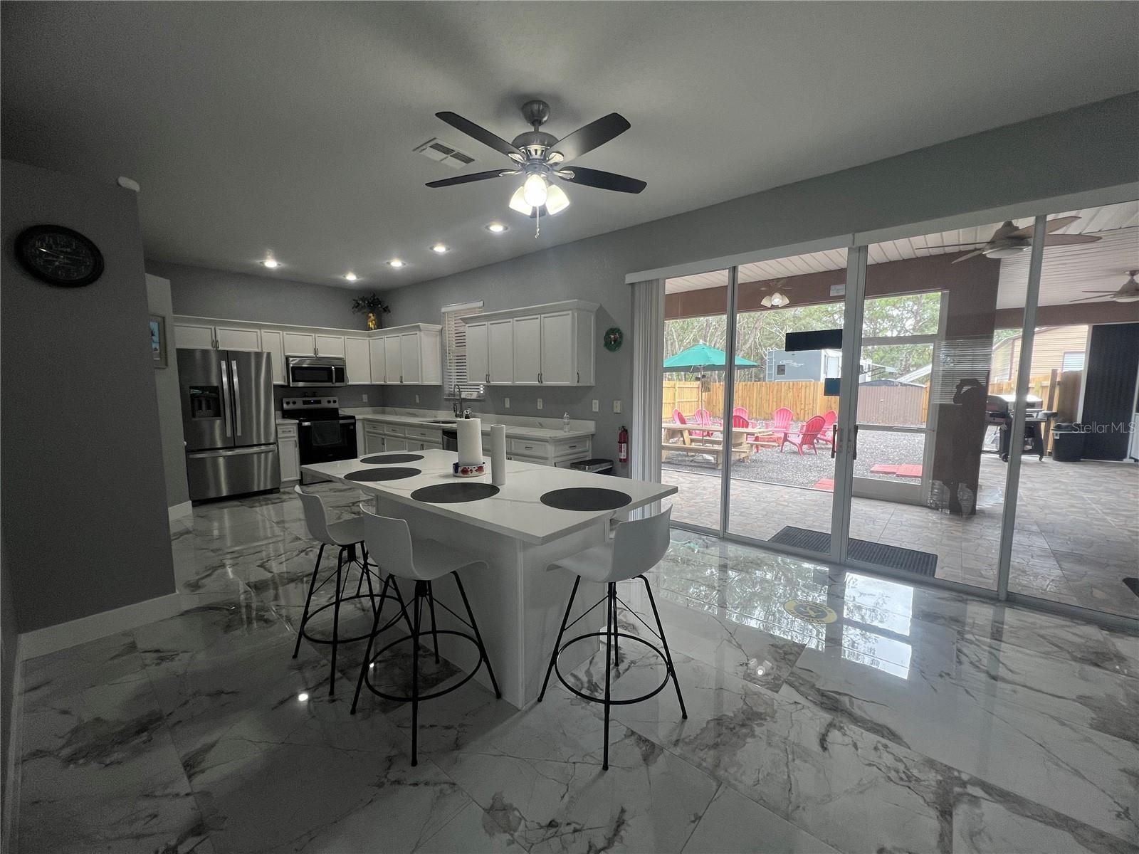 9078 BIRMINGHAM AVE, WEEKI WACHEE, FL, 34613