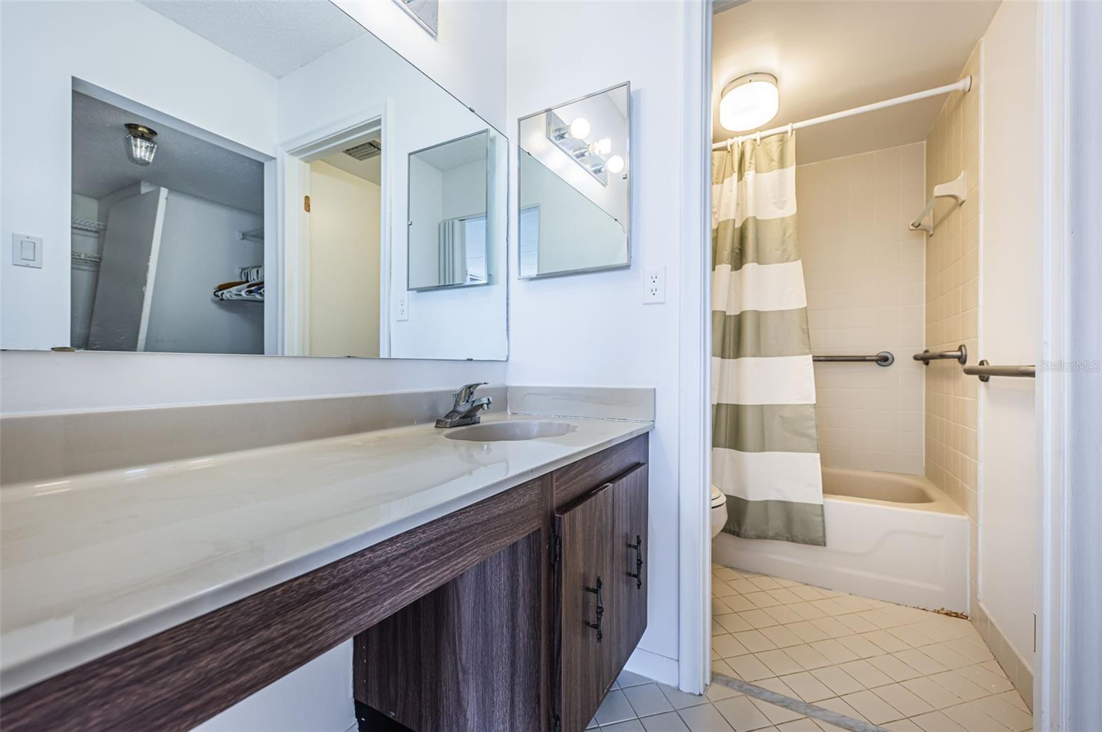 6051 SUN BLVD #605, ST PETERSBURG, FL, 33715