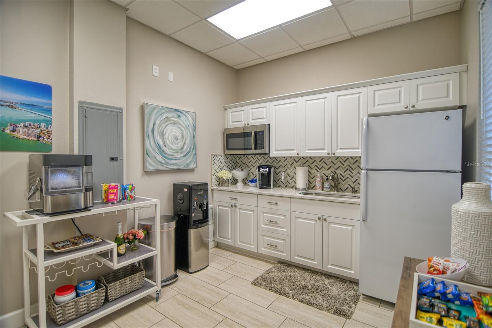 5245 OFFICE PARK BLVD #104, BRADENTON, FL, 34203