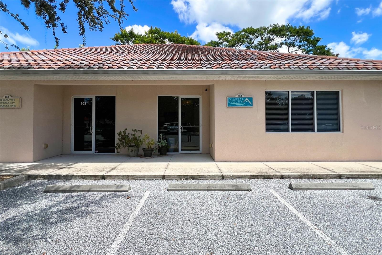 5245 OFFICE PARK BLVD #104, BRADENTON, FL, 34203