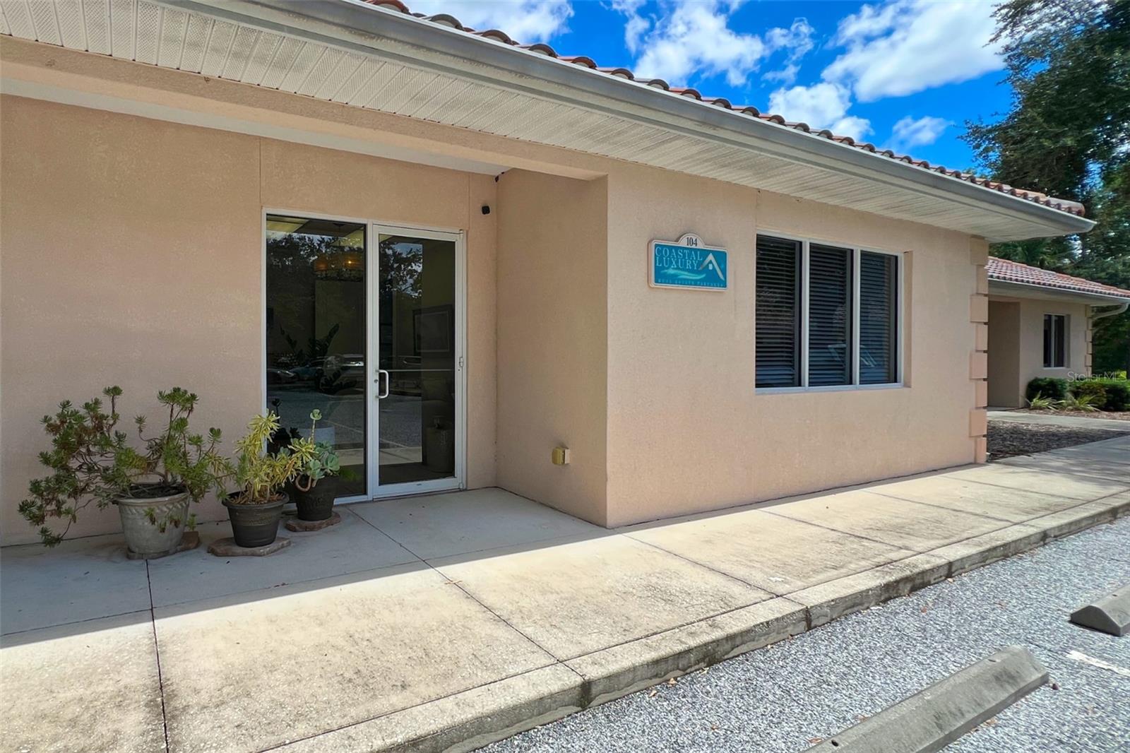 5245 OFFICE PARK BLVD #104, BRADENTON, FL, 34203