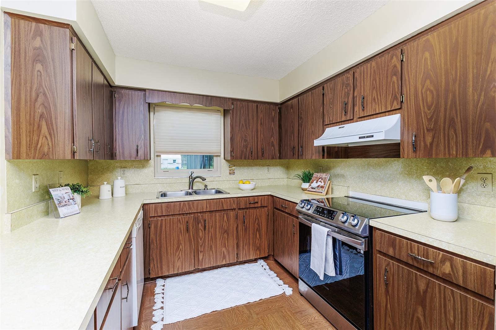 319 WILDER RD, LAKELAND, FL, 33809