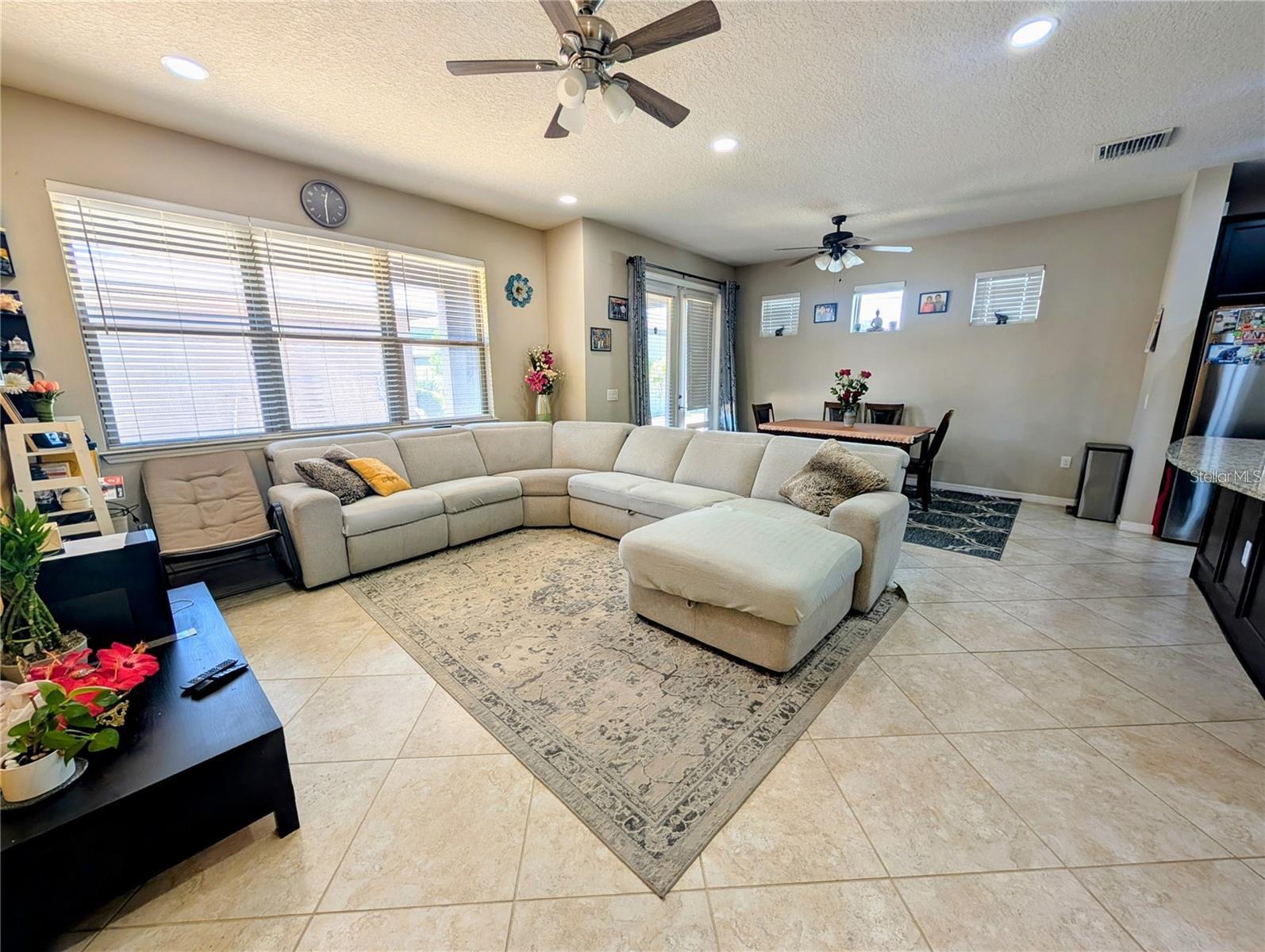 5811 COLONY GLEN RD, LITHIA, FL, 33547