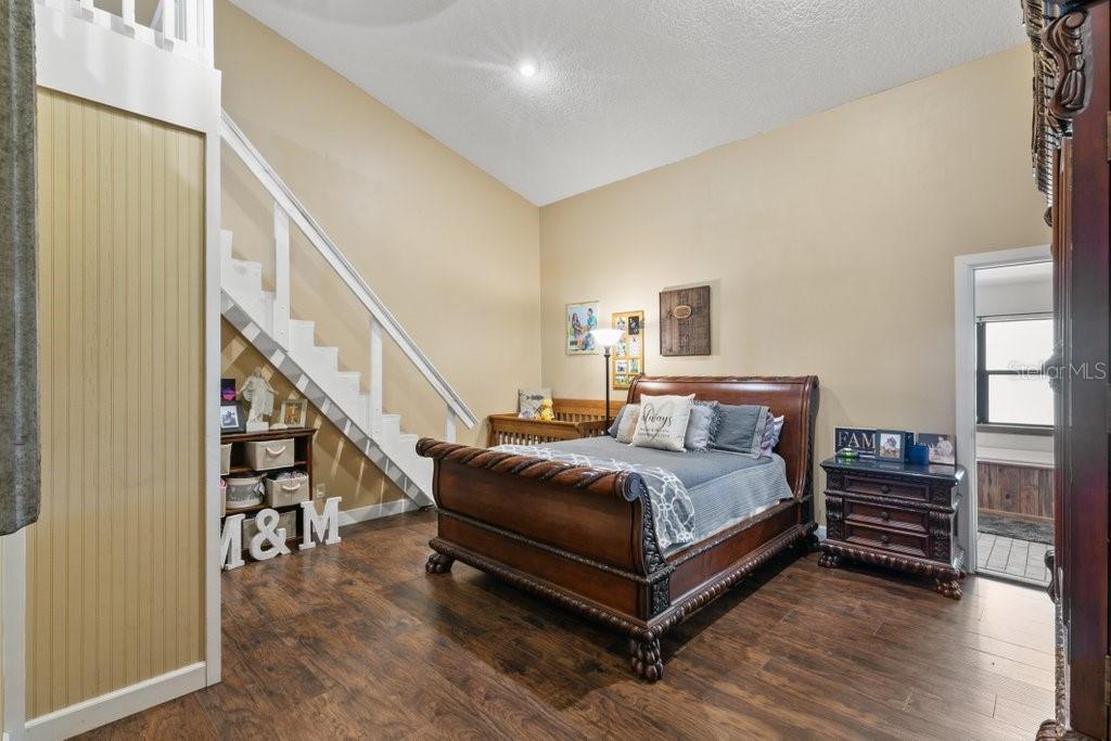 641 E STATE ROAD 100, SAN MATEO, FL, 32187