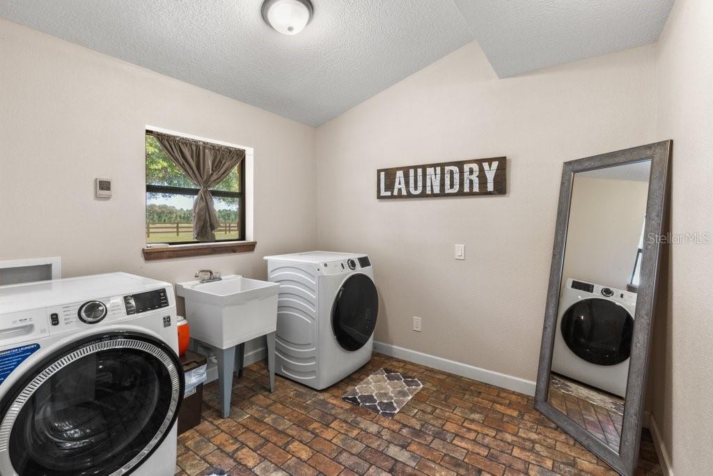 641 E STATE ROAD 100, SAN MATEO, FL, 32187