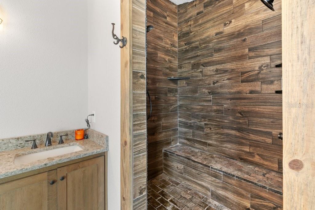 641 E STATE ROAD 100, SAN MATEO, FL, 32187